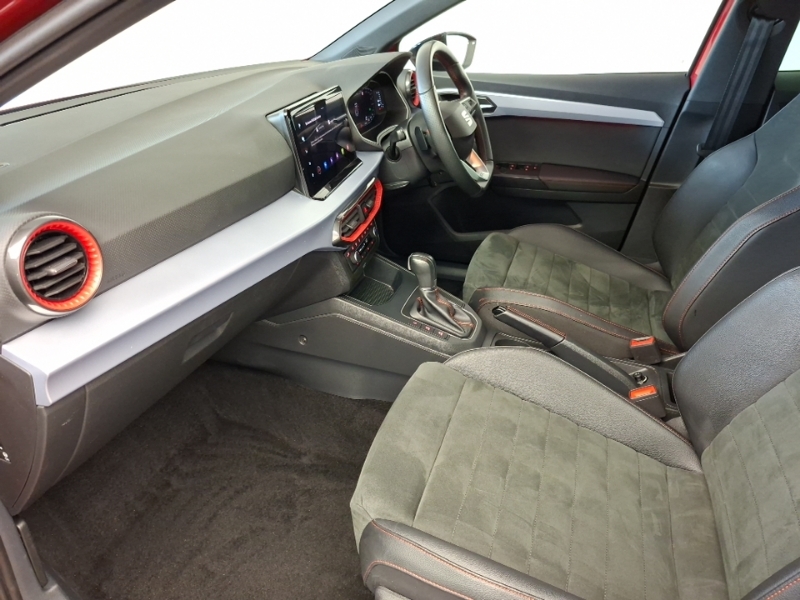 Seat Ibiza 1.0 Tsi 115 Fr Sport Dsg Red #5