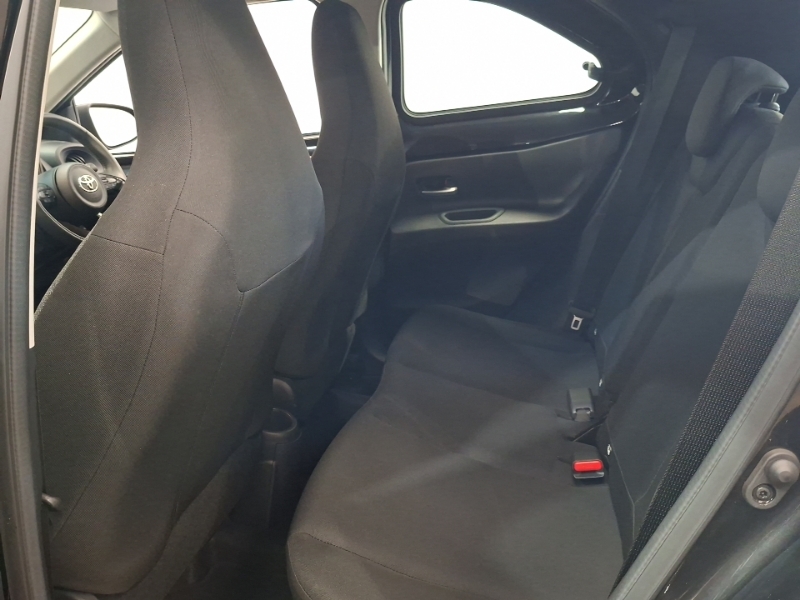 Toyota Aygo X 1.0 Vvt-i Pure Black #6