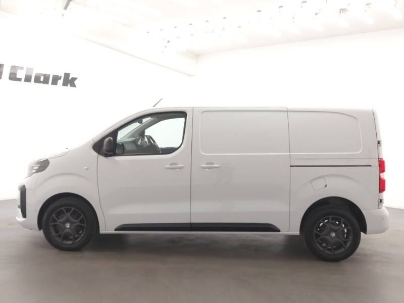 Vauxhall Vivaro 1.5 Turbo D 120 Pro H1 Van White #4