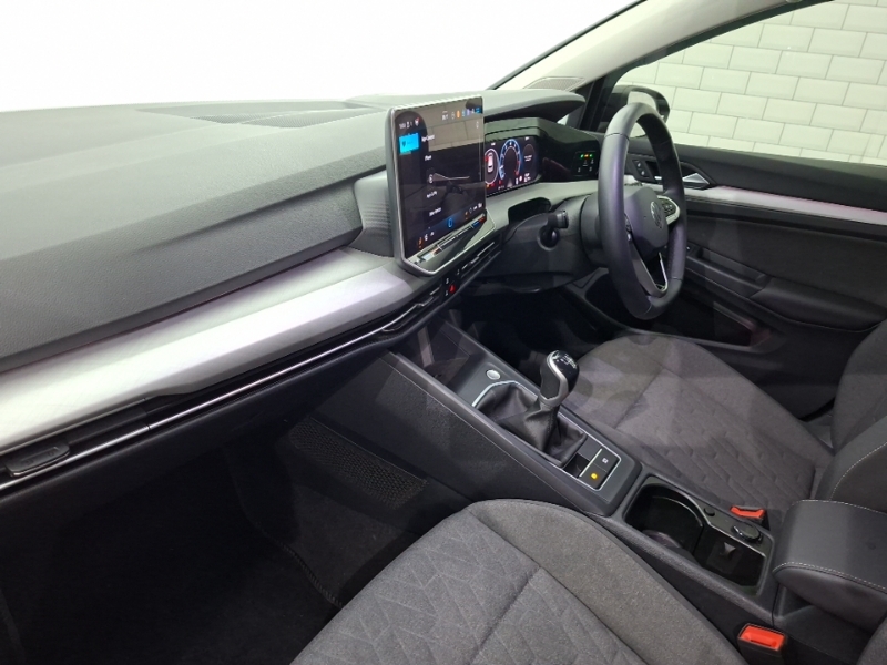 Volkswagen Golf 1.5 Tsi Life Black #5