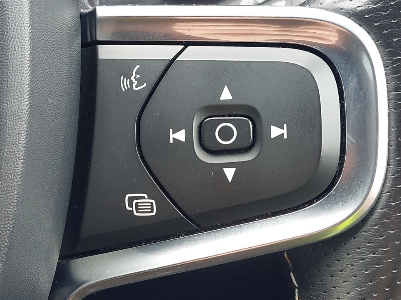 Volvo XC40 2.0 T4 Momentum Pro Suv Awd Euro 6 Grey #14
