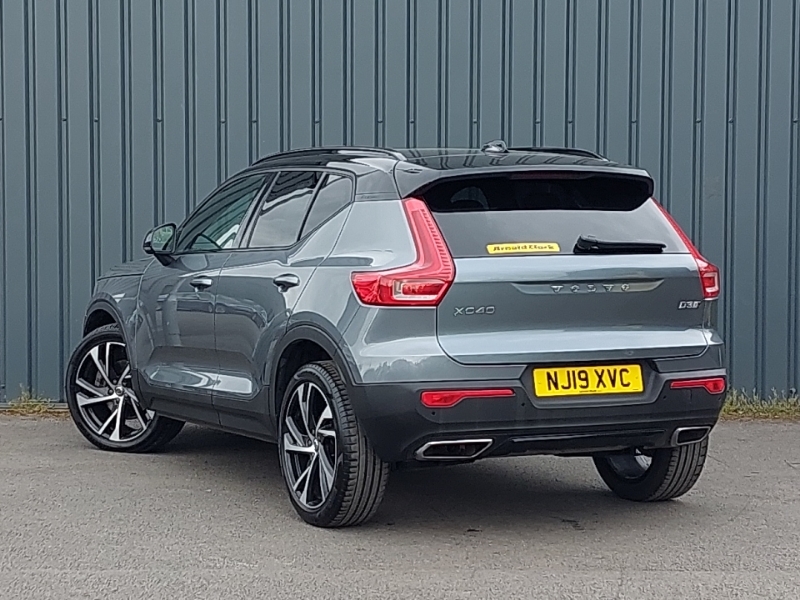 Volvo XC40 2.0 D3 R Design Pro Awd Geartronic Grey #2