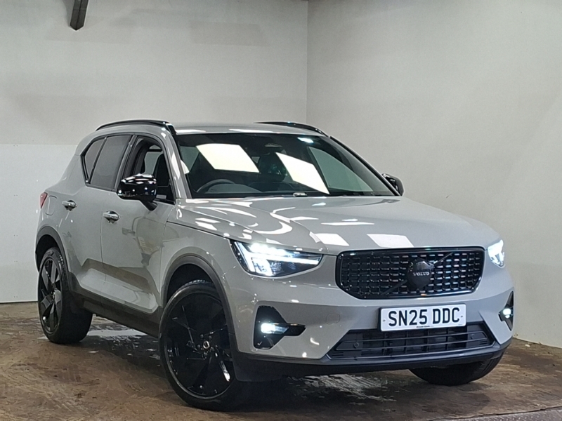 Volvo XC40 2.0 B3p Plus Black Edition Grey
