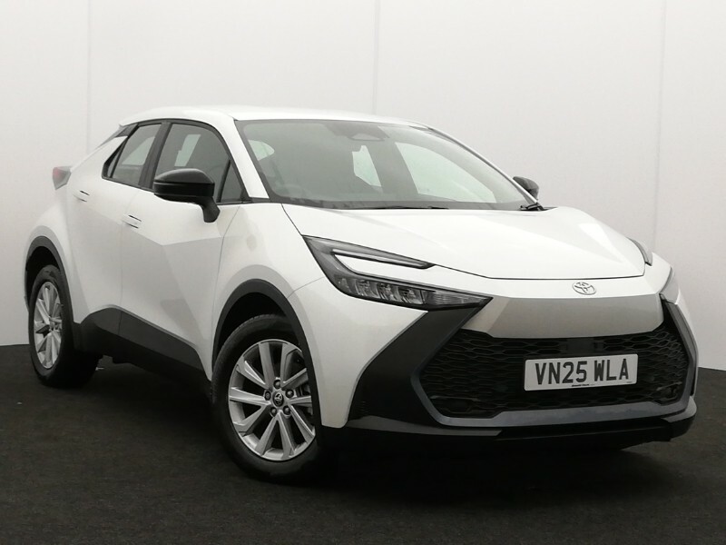 Toyota C-Hr 1.8 Hybrid Icon Cvt White