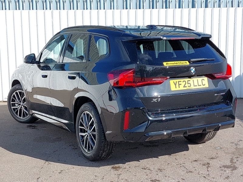 BMW X1 Sdrive 20I Mht M Sport Step Black #2