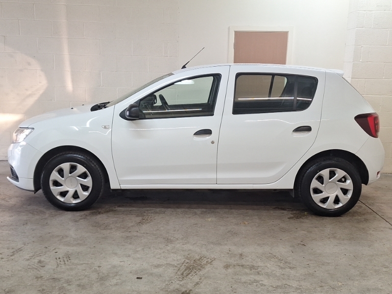 Dacia Sandero 1.0 Sce Essential White #4