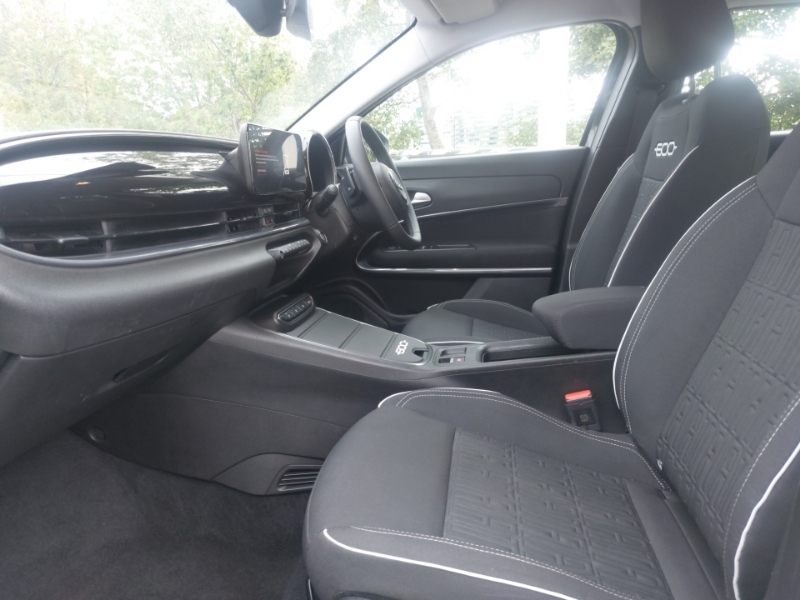 Fiat 600 1.2 Hybrid 48V Edct-6 Black #5