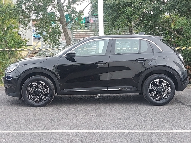 Fiat 600 1.2 Hybrid 48V Edct-6 Black #4
