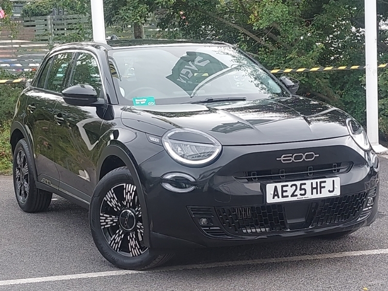 Fiat 600 1.2 Hybrid 48V Edct-6 Black