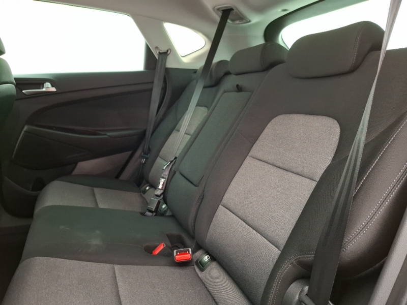 Hyundai Tucson 1.6 Gdi Se Nav 2Wd Beige #6