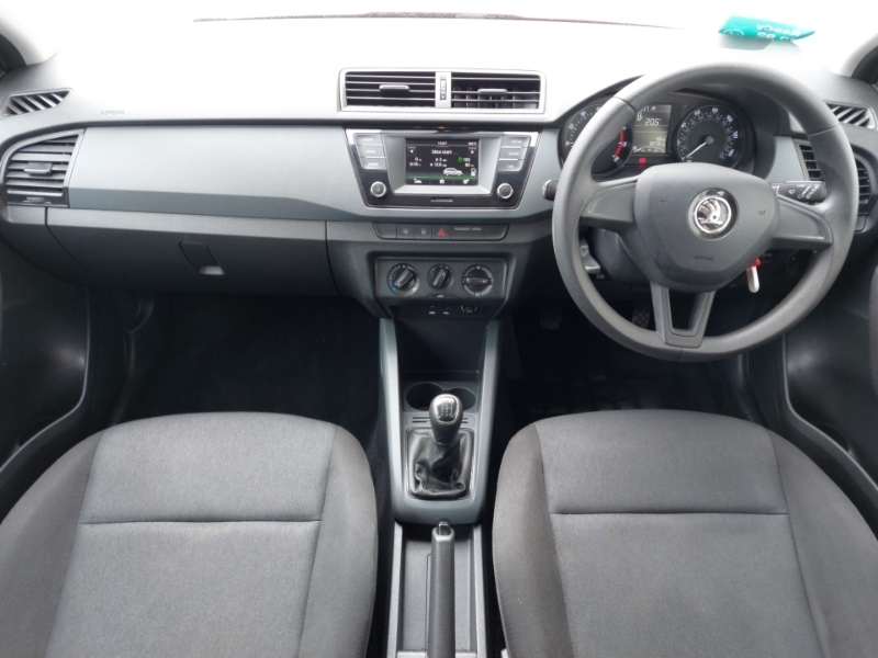 Skoda Fabia 1.0 Mpi S Red #3