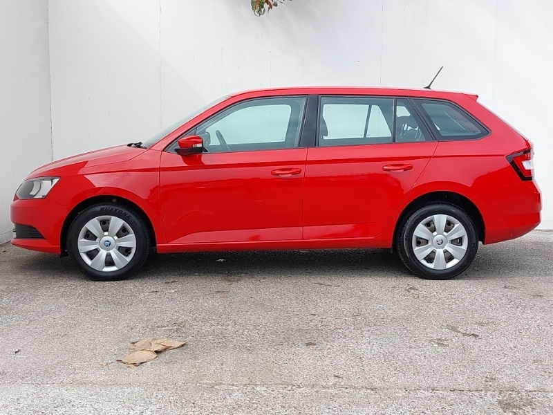 Skoda Fabia 1.0 Mpi S Red #4