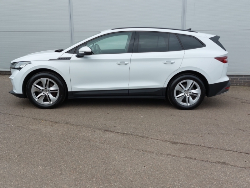 Skoda ENYAQ 132Kw 60 Suite 62Kwh 120Kw Clever White #4