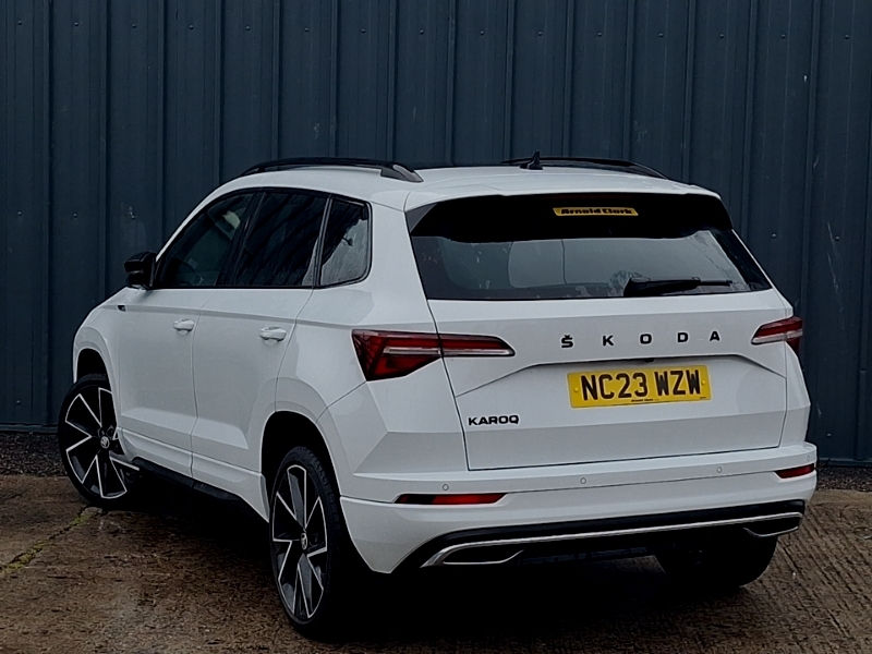 Skoda Karoq 1.5 Tsi Sportline Dsg White #2