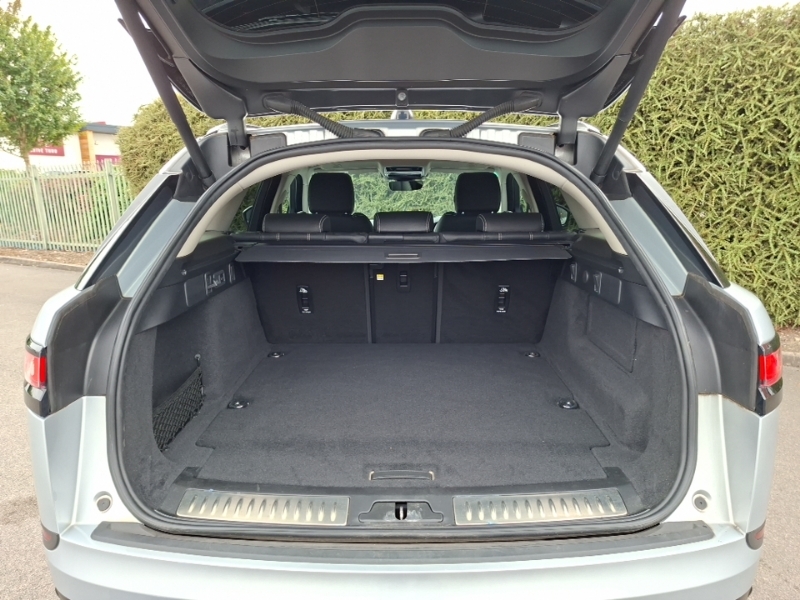 Land Rover Range Rover Velar 2.0 P400e Se Silver #4