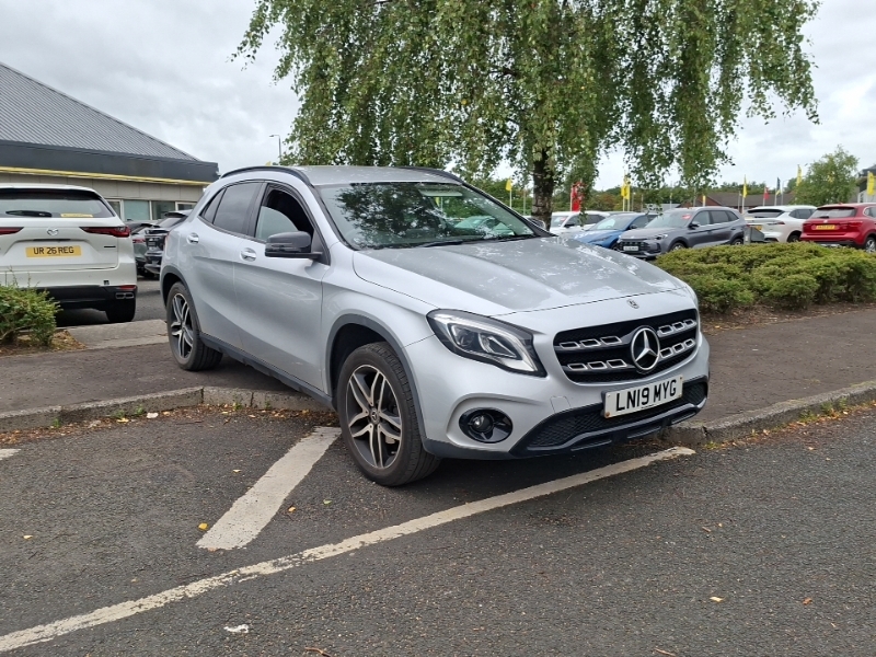 Mercedes-Benz GLA Class Gla 180 Urban Edition Silver