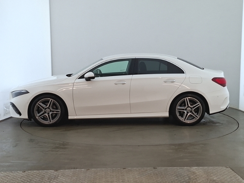 Mercedes-Benz A Class A200 Amg Line Executive White #4