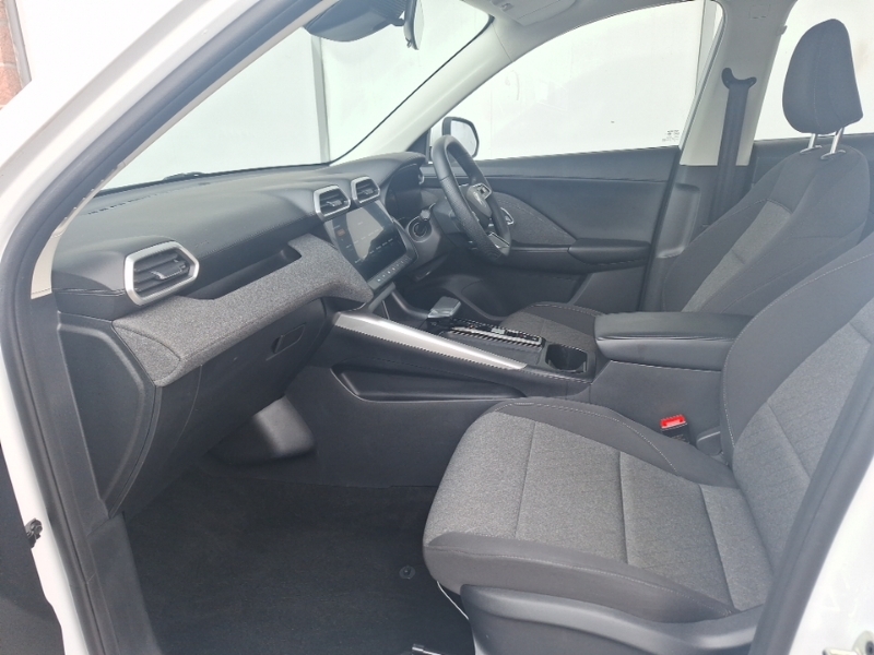 MG ZS 1.5 Hybrid Se White #5