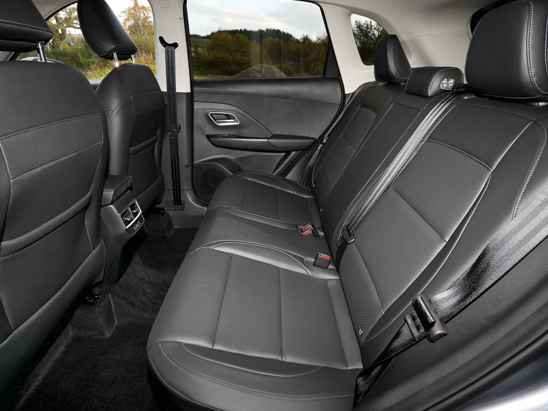 MG ZS 1.5 Hybrid Trophy Black #6