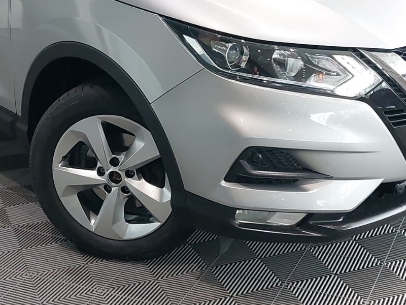 Nissan Qashqai 1.3 Dig-t 140 N-connecta With Sat Nav And 360 Arou Grey #20