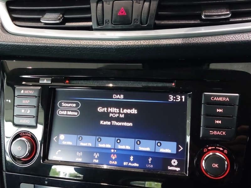 Nissan Qashqai 1.3 Dig-t 140 N-connecta With Sat Nav And 360 Arou Grey #11