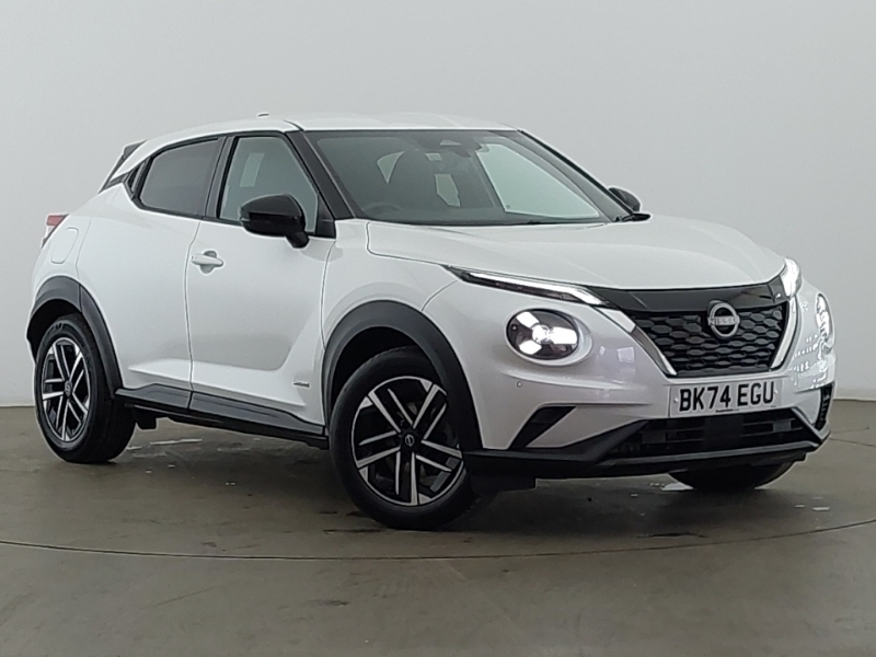 Nissan Juke 1.6 Hybrid N-connecta White