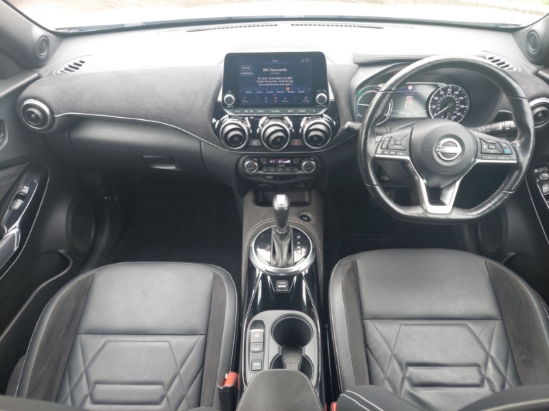 Nissan Juke 1.6 Hybrid Tekna Silver #3