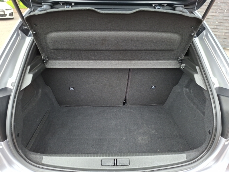 Peugeot 208 1.2 Puretech 130 Eat8 Gt Premium Cwvehiclemarketin White #18