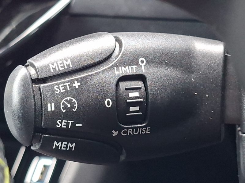 Peugeot 208 1.2 Puretech 130 Eat8 Gt Premium Cwvehiclemarketin White #15