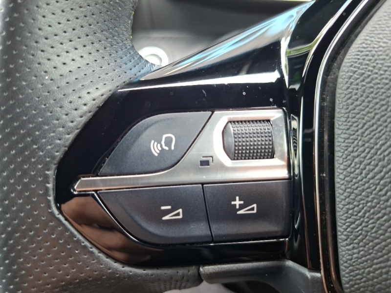 Peugeot 208 1.2 Puretech 130 Eat8 Gt Premium Cwvehiclemarketin White #12
