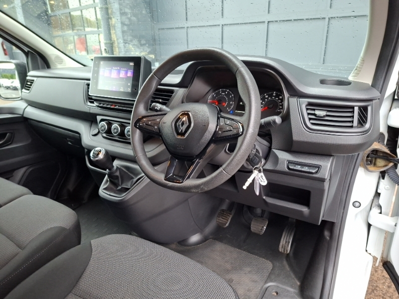 Renault Trafic Sl30 Blue Dci 130 Advance Van White #3