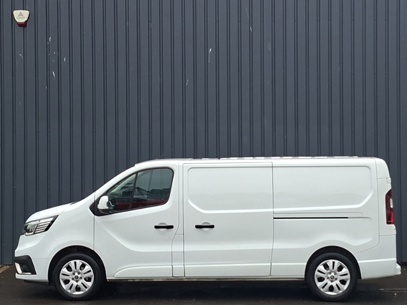 Renault Trafic Ll30 Blue Dci 130 Extra Safety Van White #4