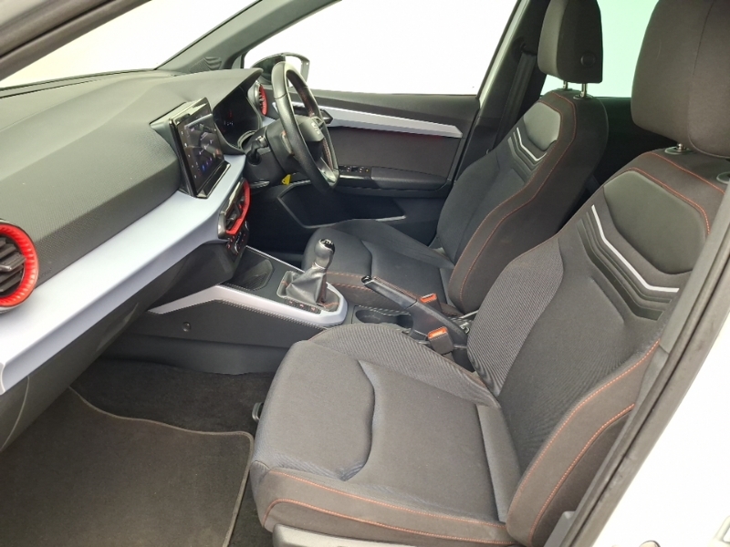 Seat Arona 1.0 Tsi 110 Fr White #5