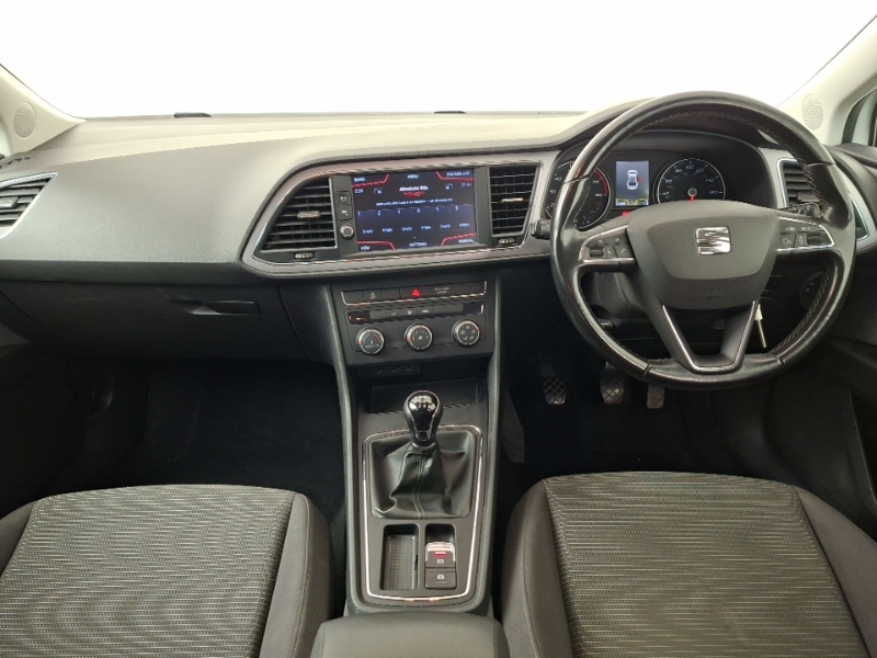 Seat Leon 1.2 Tsi Se Dynamic Technology PX67URS White #3