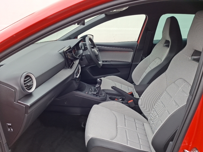 Seat Ibiza 1.0 Tsi 115 Fr Sport Red #5