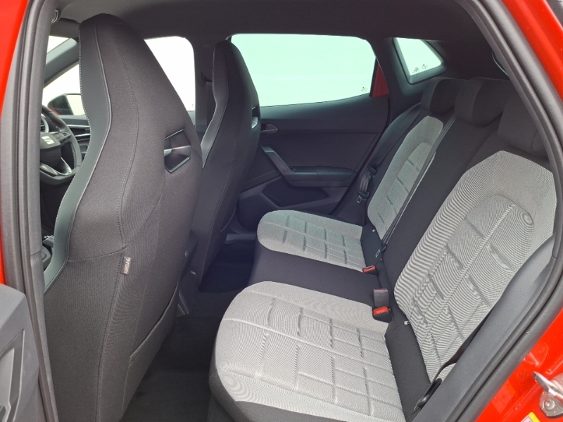 Seat Ibiza 1.0 Tsi 115 Fr Sport Red #6