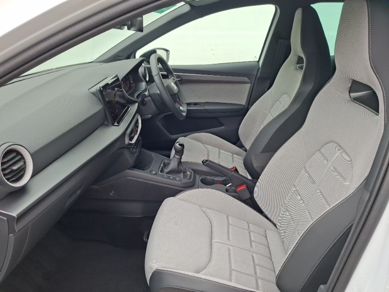 Seat Ibiza 1.0 Tsi 115 Fr Sport White #5
