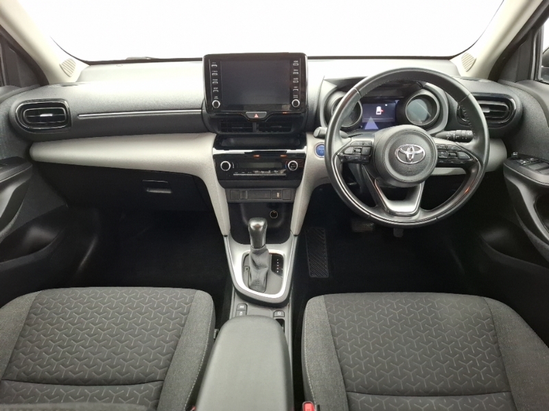 Toyota Yaris Cross 1.5 Hybrid Icon Cvt Black #3