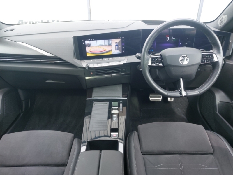 Vauxhall Astra 1.6 Plug-in Hybrid Ultimate Yellow #3
