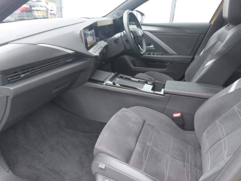 Vauxhall Astra 1.6 Plug-in Hybrid Ultimate Yellow #5