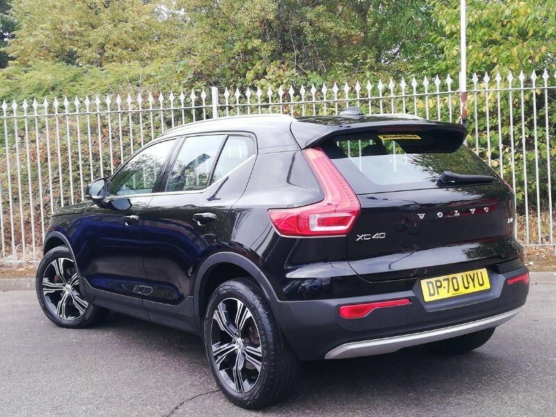 Volvo XC40 2.0 B4p Inscription Pro Black #2