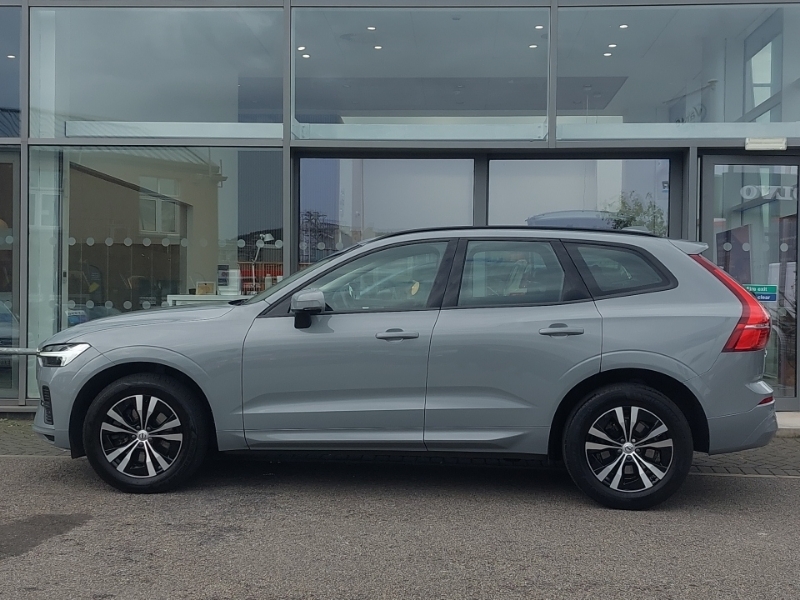 Volvo XC60 2.0 B5p Core Awd Geartronic Grey #4