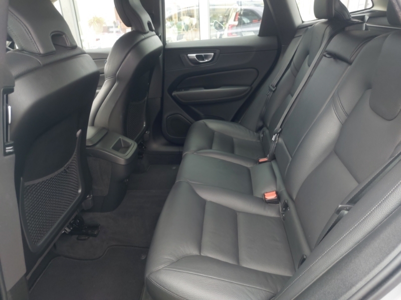 Volvo XC60 2.0 B5p Core Awd Geartronic Grey #6