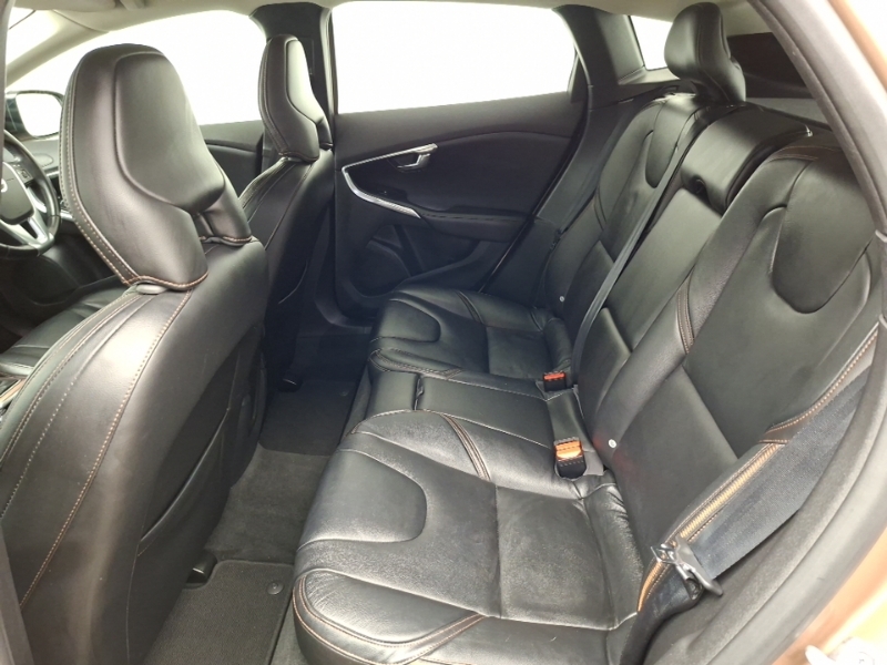 Volvo V40 Cross Country D2 Cross Country Lux Powershift Brown #6