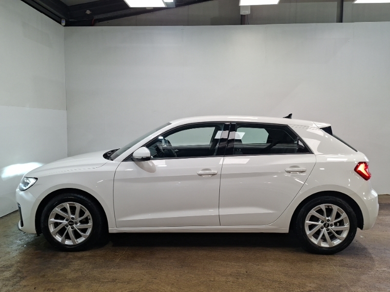 Audi A1 25 Tfsi Sport White #4