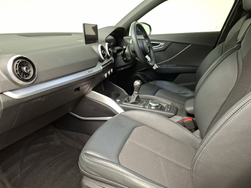 Audi Q2 35 Tfsi S Line PF23VSX Blue #5