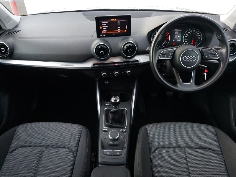 Audi Q2 1.0 Tfsi Sport SC67XDO Black #3