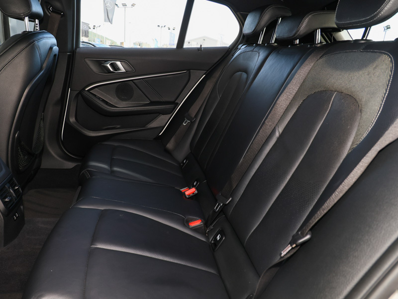 BMW 1 Series 118I M Sport Step White #6