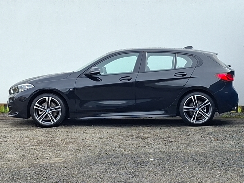 BMW 1 Series 118I 136 M Sport Live Cockpit Professional Black #4