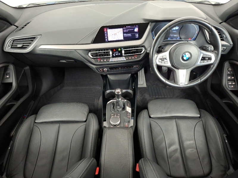 BMW 1 Series 118I M Sport White #4